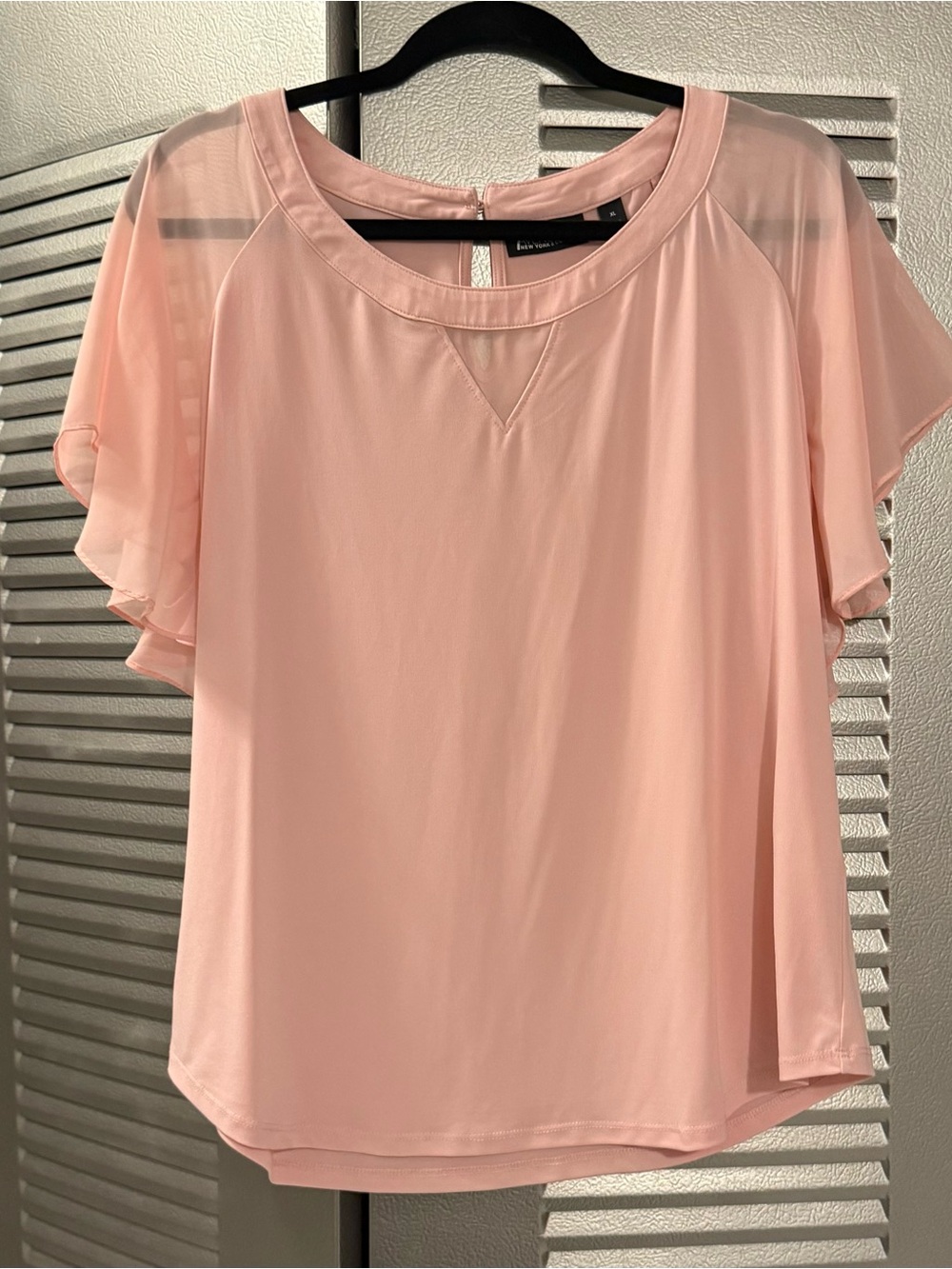 Chiffon Flutter Sleeve Blouse - Light Pink